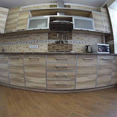 Apartment On Kyivska Street 29\53 Vinnytsia Ngoại thất bức ảnh